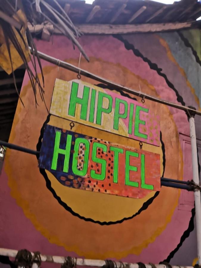 Hippie Hostel Анжуна Экстерьер фото